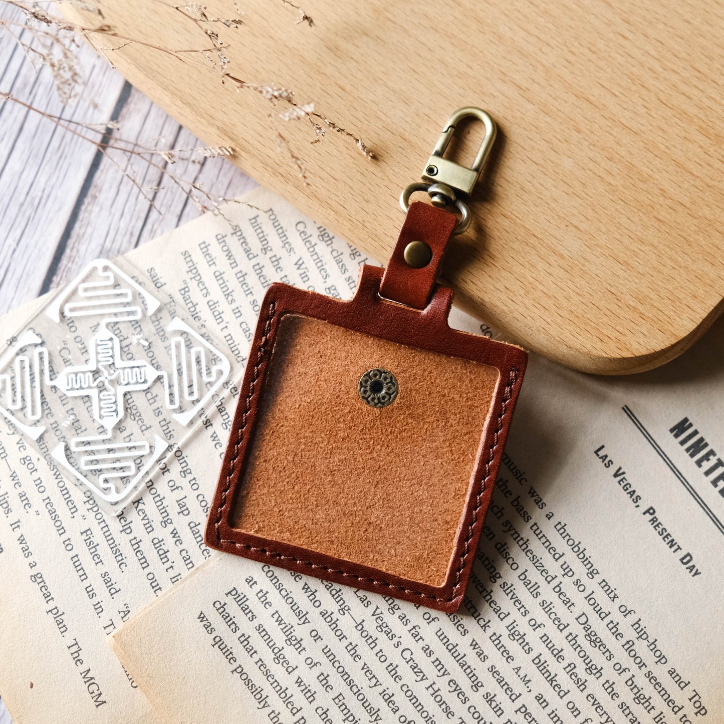 【固定款】Etag 感應貼紙皮套 5X5 CM